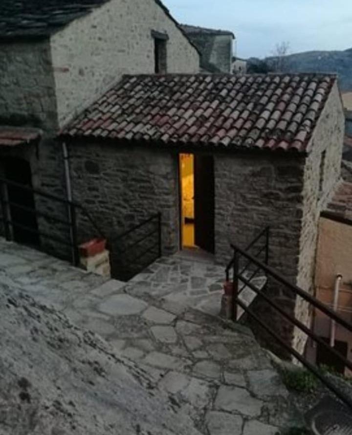 Mirutt Home Castelmezzano Exterior photo